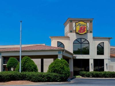 Super 8 By Wyndham Huntersville/Charlotte Area Bagian luar foto